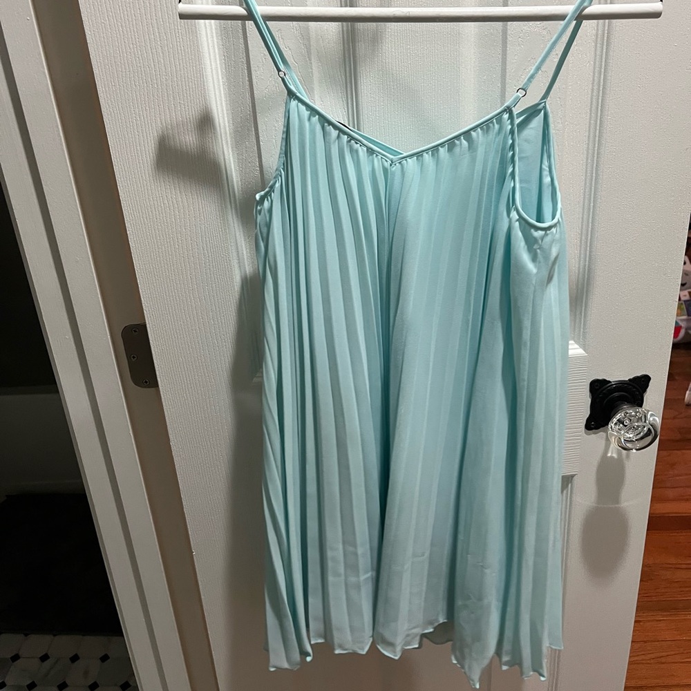Pleated short light blue guess  cocktail dress.